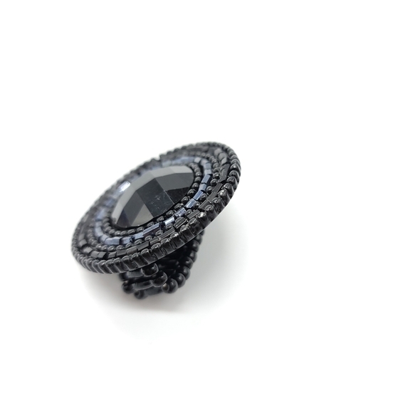 Black rhinestone beaded stretch ring - Picture 5 of 6